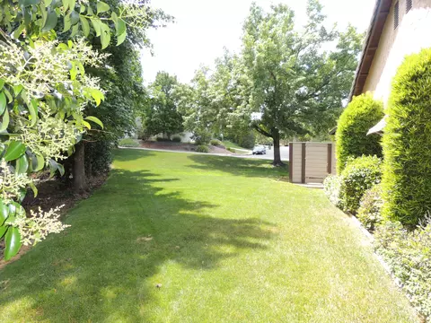 1951 Cumberland Dr, Redding, CA 96001 photo 28