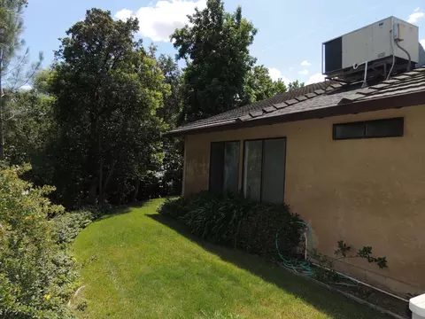 1951 Cumberland Dr, Redding, CA 96001 photo 26