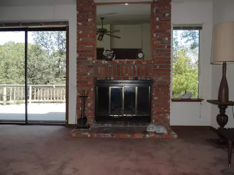 1951 Cumberland Dr, Redding, CA 96001 photo 12