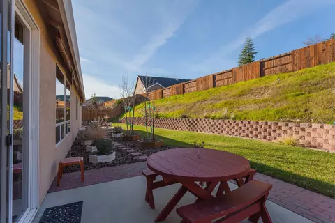 720 Bellagio, Redding, CA 96003 photo 34
