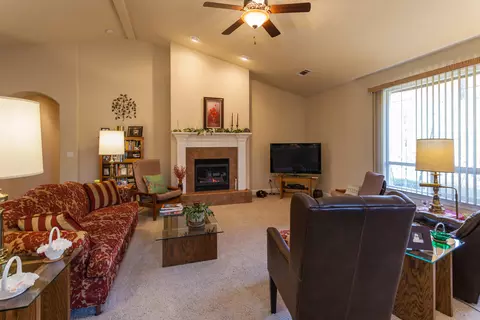 720 Bellagio, Redding, CA 96003 photo 18