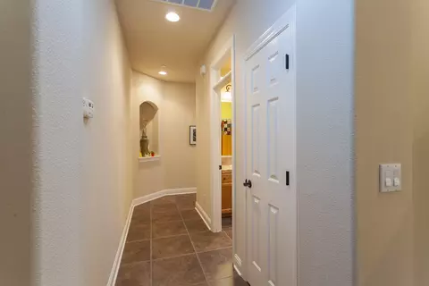 720 Bellagio, Redding, CA 96003 photo 21