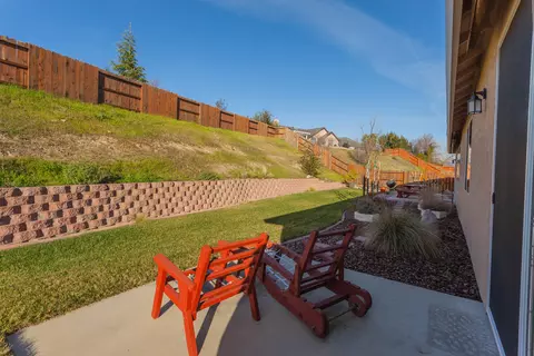 720 Bellagio, Redding, CA 96003 photo 36