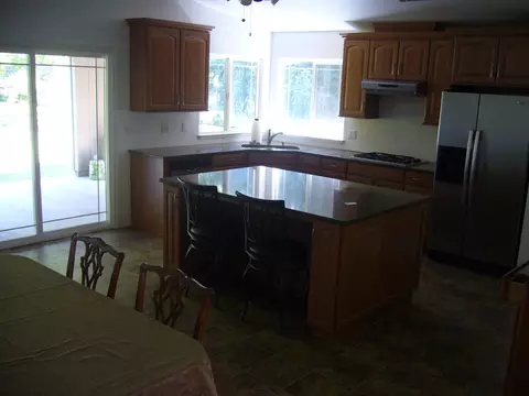 2968 Sacramento, Redding, CA 96001 photo 7