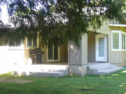 2968 Sacramento, Redding, CA 96001 photo 12