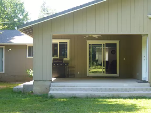 2968 Sacramento, Redding, CA 96001 photo 11