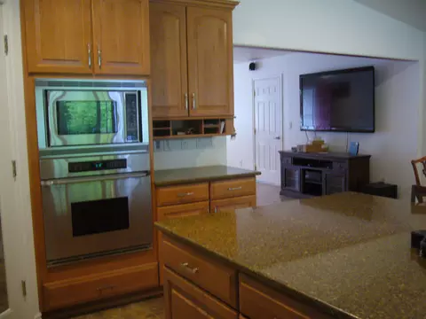 2968 Sacramento, Redding, CA 96001 photo 4