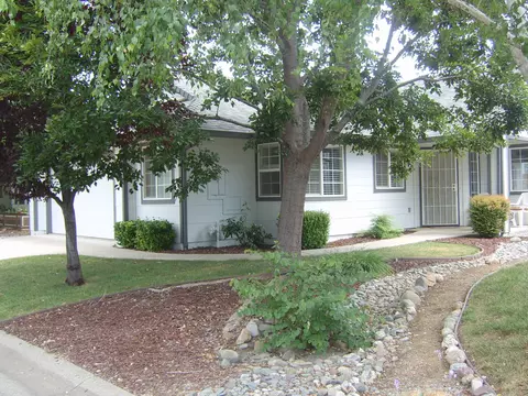 449 Mammoth Path, Redding, CA 96003 photo 1