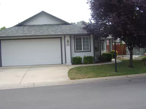 449 Mammoth Path, Redding, CA 96003 photo 2