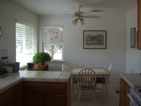 449 Mammoth Path, Redding, CA 96003 photo 3