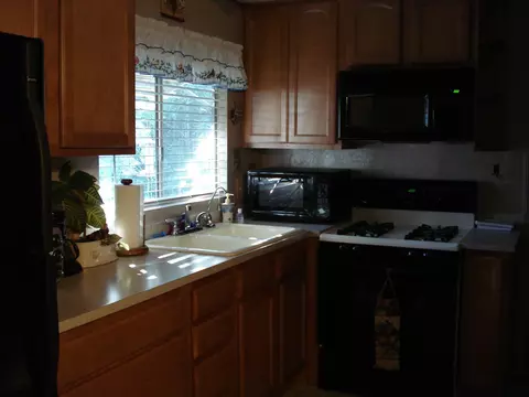 1096 Shawnee Trl, Redding, CA 96003 photo 11
