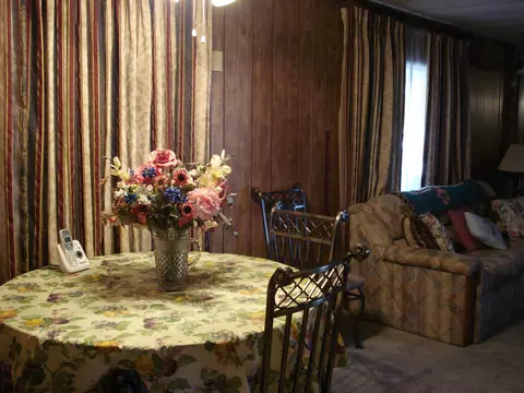 1096 Shawnee Trl, Redding, CA 96003 photo 6