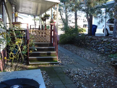 1096 Shawnee Trl, Redding, CA 96003 photo 14