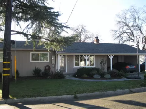 5923 Sierra Dr, Redding, CA 96003 photo 1