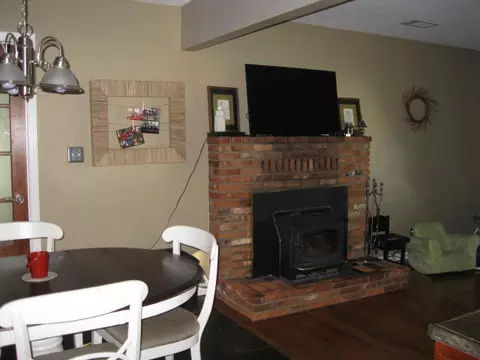 5923 Sierra Dr, Redding, CA 96003 photo 4