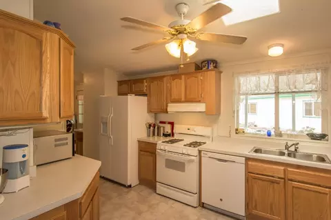 4564 Hickory Trl, Redding, CA 96003 photo 5