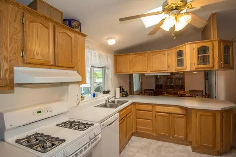 4564 Hickory Trl, Redding, CA 96003 photo 8
