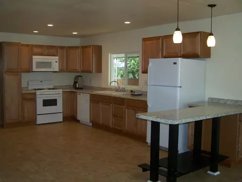 4569 White River Dr, Redding, CA 96003 photo 4