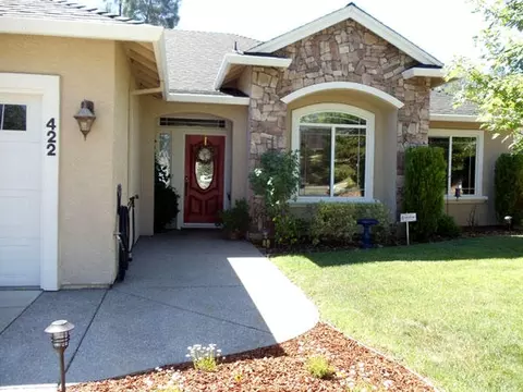 422 Spire Point Dr, Redding, CA 96003 photo 1