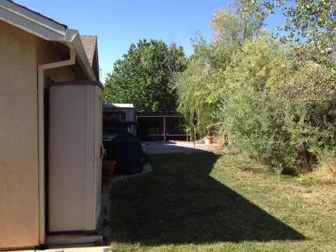 1013 Monterra Ln, Redding, CA 96002 photo 4