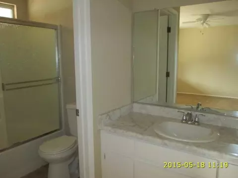 1427 Murieta Loop, Redding, CA 96002 photo 5