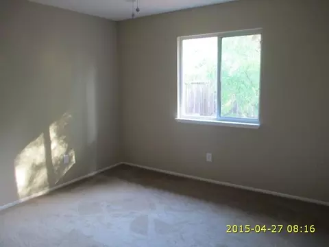 1427 Murieta Loop, Redding, CA 96002 photo 6