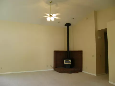 4651 Tralee Ln, Redding, CA 96001 photo 7