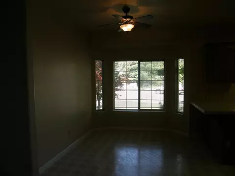 4651 Tralee Ln, Redding, CA 96001 photo 4