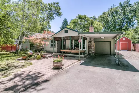 3465 Pioneer Ln, Redding, CA 96001 photo 1