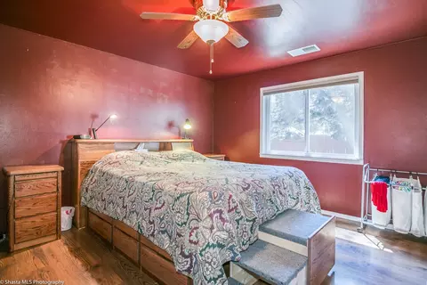3465 Pioneer Ln, Redding, CA 96001 photo 19
