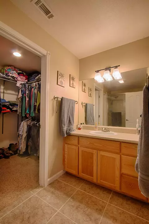 10150 Abernathy Ln, Redding, CA 96003 photo 13