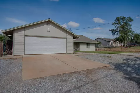 10150 Abernathy Ln, Redding, CA 96003 photo 3