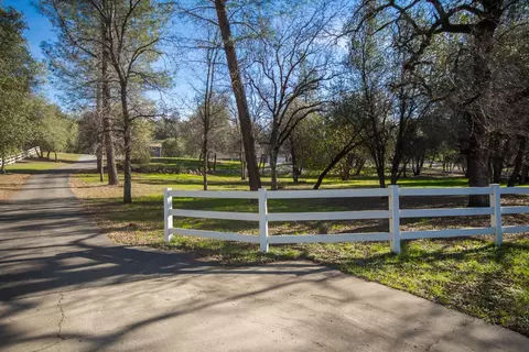 14057 Bear Mountain Rd, Redding, CA 96003 photo 24