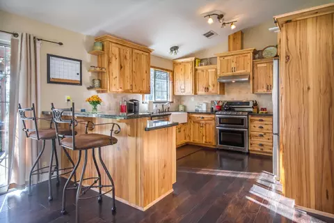 14057 Bear Mountain Rd, Redding, CA 96003 photo 3