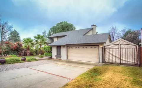 3837 Wasatch Dr, Redding, CA 96001 photo 3