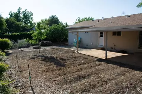 2535 Belladonna St, Redding, CA 96002 photo 17