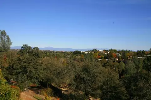 597 Royal Oaks Dr, Redding, CA 96001 photo 9