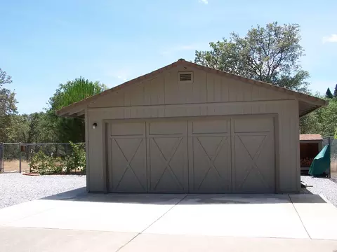 3137 Lake Redding Dr, Redding, CA 96003 photo 15