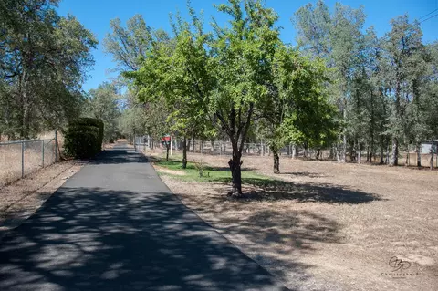 7705 Blue Acres Dr, Redding, CA 96001 photo 11