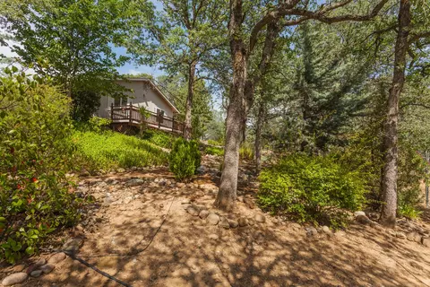706 Mallard St, Redding, CA 96003 photo 37