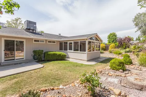 706 Mallard St, Redding, CA 96003 photo 32