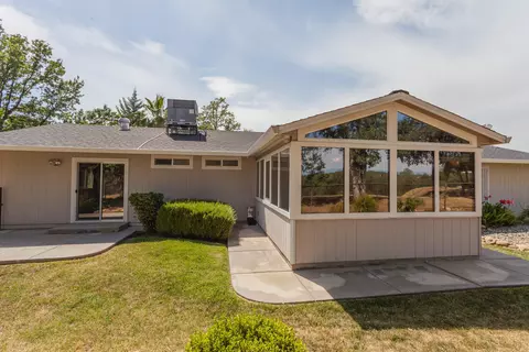 706 Mallard St, Redding, CA 96003 photo 30