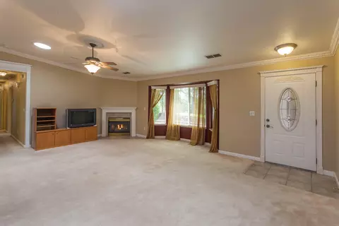 706 Mallard St, Redding, CA 96003 photo 7