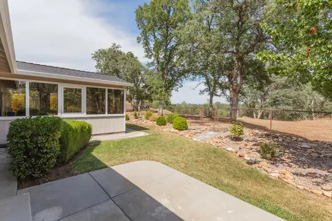 706 Mallard St, Redding, CA 96003 photo 33