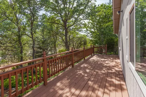 706 Mallard St, Redding, CA 96003 photo 35