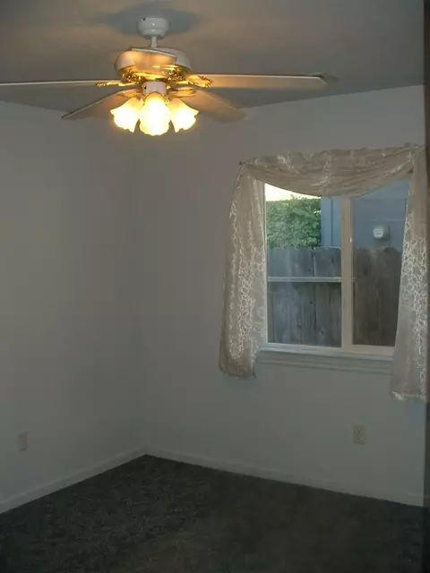 1390 Bally Walk, Redding, CA 96003 photo 16