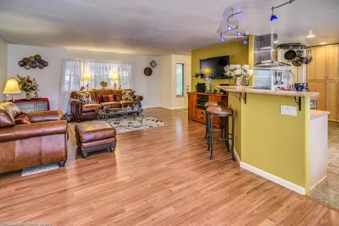 3687 Navajo Ct, Redding, CA 96001 photo 8