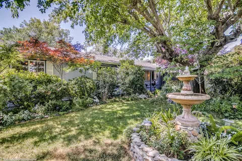 3687 Navajo Ct, Redding, CA 96001 photo 4