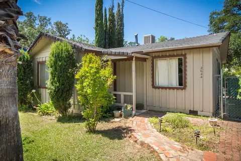 2644 Reservoir Ln, Redding, CA 96002 photo 2