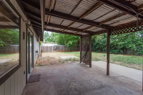 1917 Vega St, Redding, CA 96002 photo 25